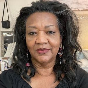 Meet your Posher, Joyce